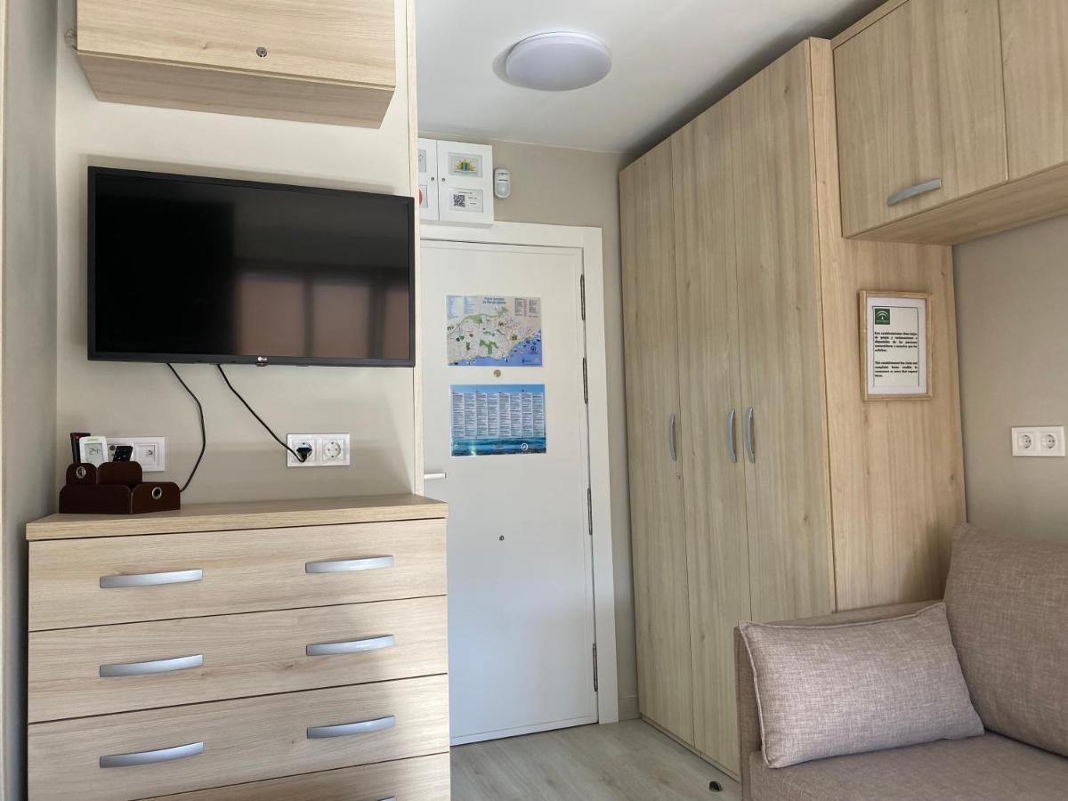Apartamentos Naciones Playa, La Paloma Benalmadena Ngoại thất bức ảnh